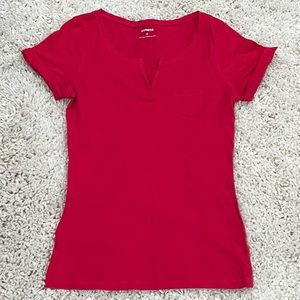 Express Mini Pocket V Neck, Hot Pink